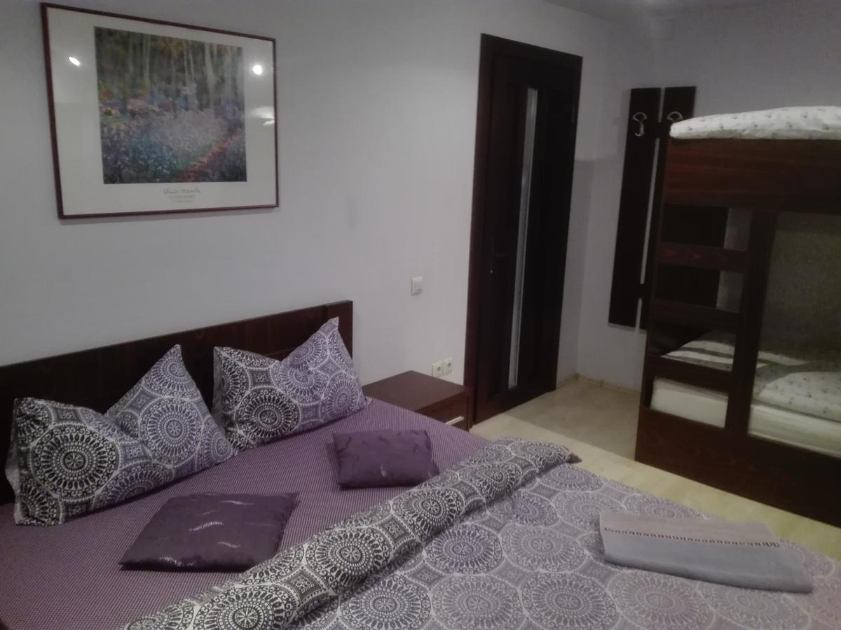 Casa De Vacanta Silvia Vărmaga Kamer foto